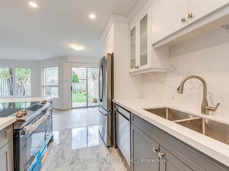 1210 Leewood Dr — Photo 13