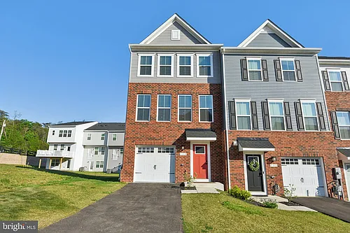 133 Woodgate Cir Photo 1