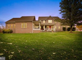 1094 Whitings Neck Rd, Martinsburg, WV 25404