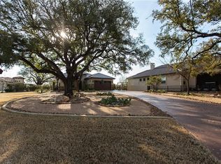 304 Grand Oaks Ln, Georgetown, TX 78628