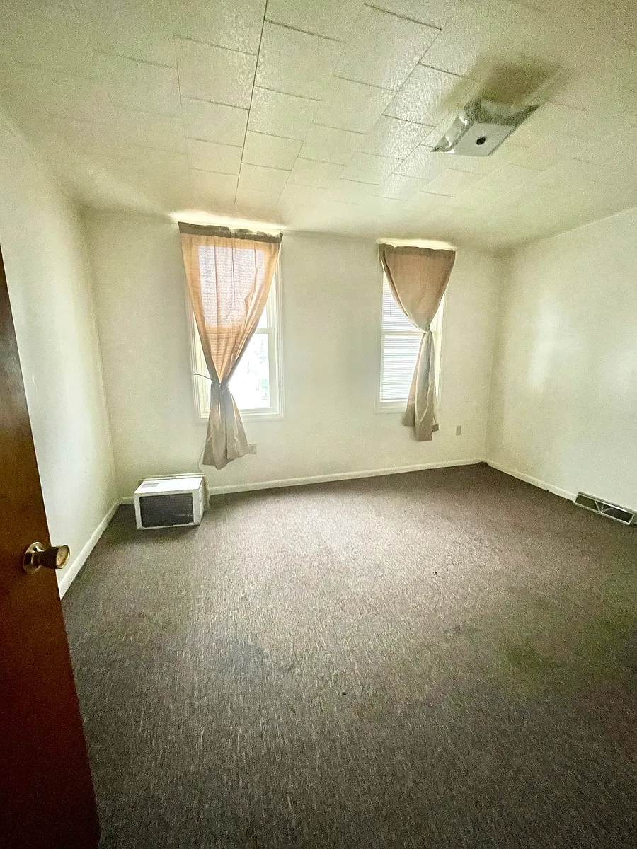 Building Photo - 217 Chestnut St #A