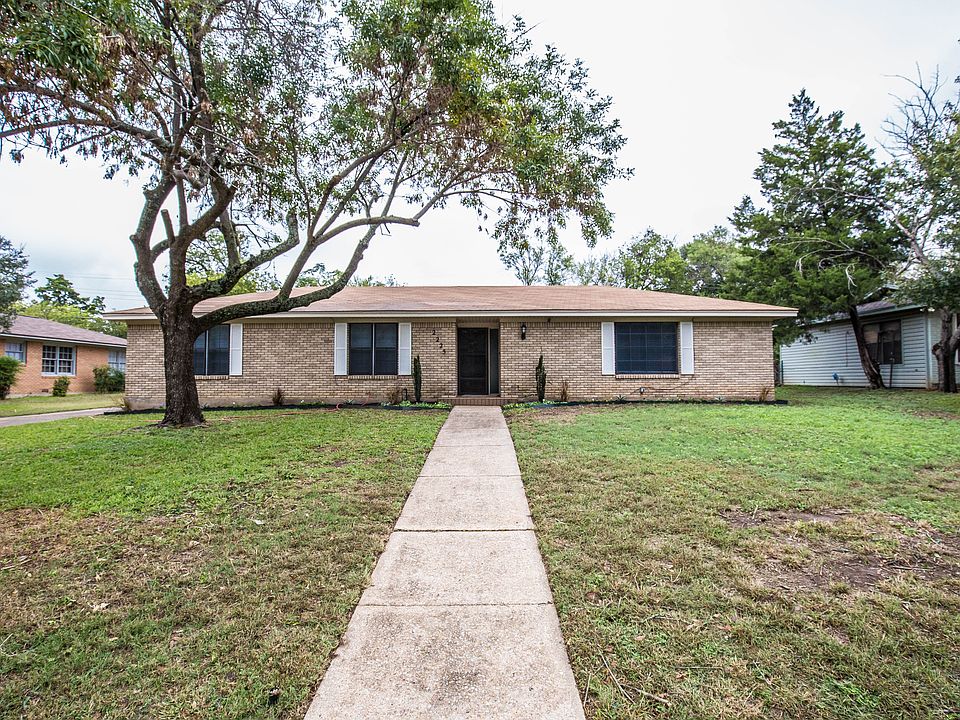 1st image of 2225 Skyline Dr