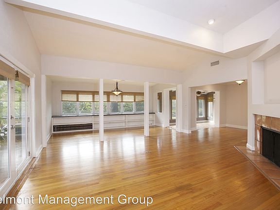 3rd image of 2021 Temple Dr