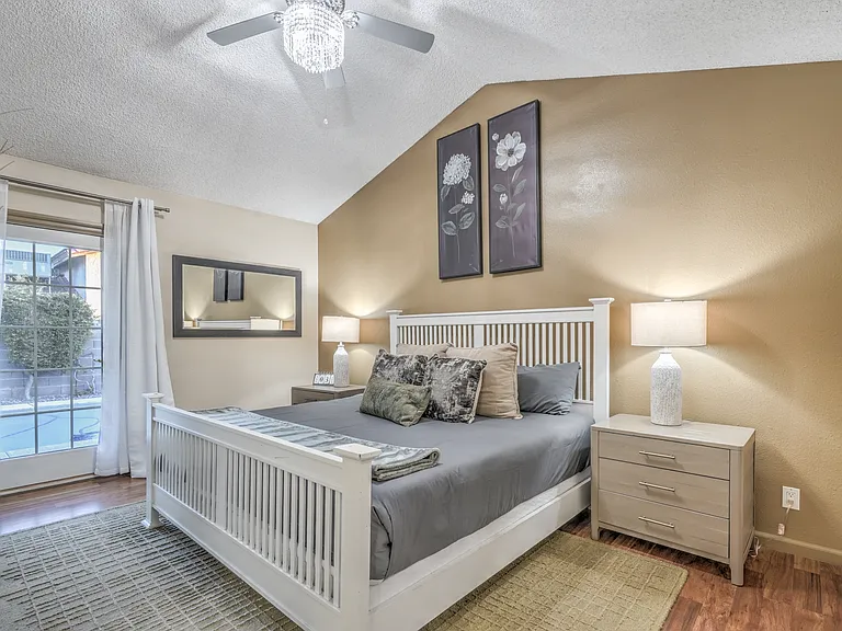 3445 Toquima Cir — Photo 45