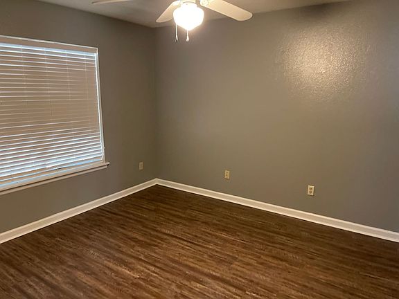 5th image of 2719 W Tharpe St APT 8