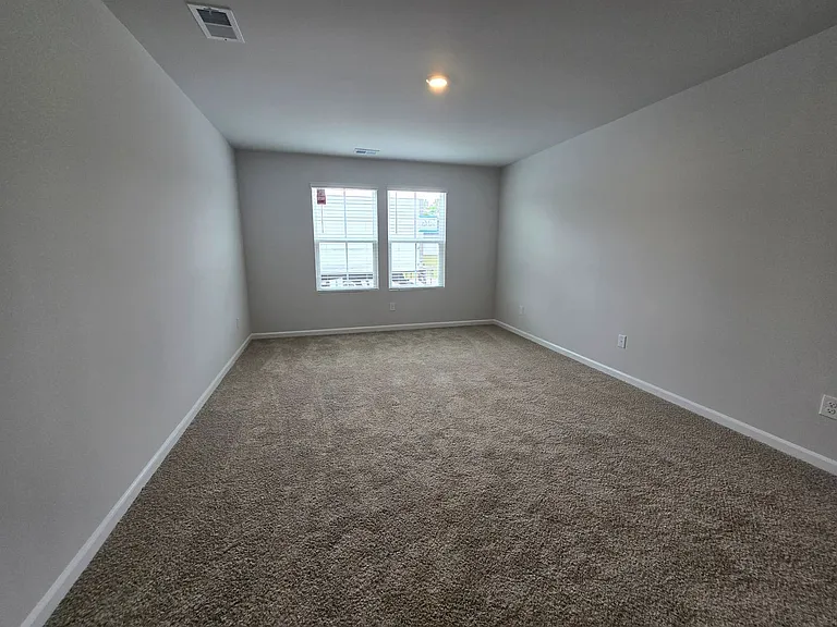 7091 Woodline Dr SW — Photo 3