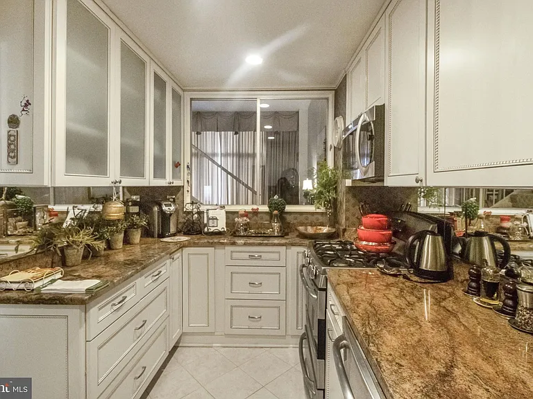 1200 N Nash St #211 — Photo 21