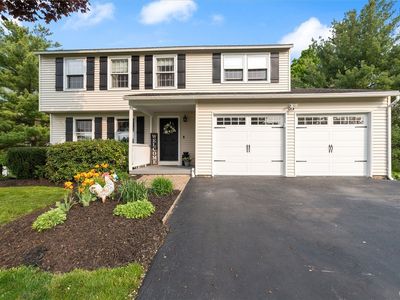 6850 Crystalwood Dr, Liverpool, NY, 13088