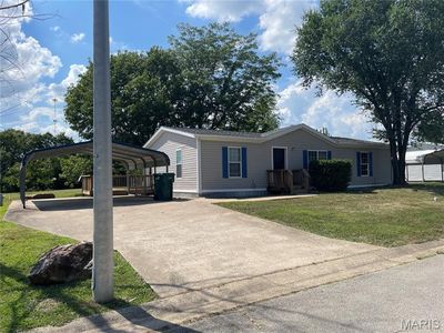 18230 Loyalty Ln, Saint Robert, MO, 65584