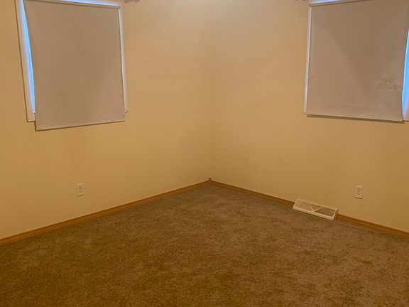 5th image of 6916 Roosevelt Ave #6916