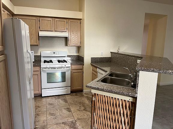 5th image of 5415 W Harmon Ave Unit 1059
