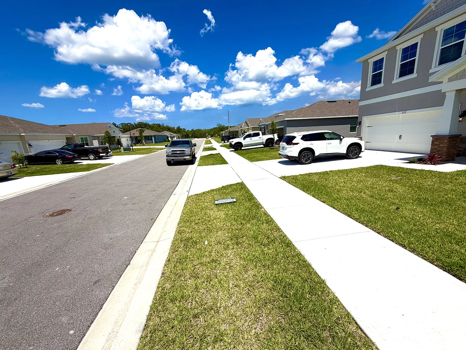 5 bed, 4.5 bath, 3314 sqft, $3,495 — Photo 4