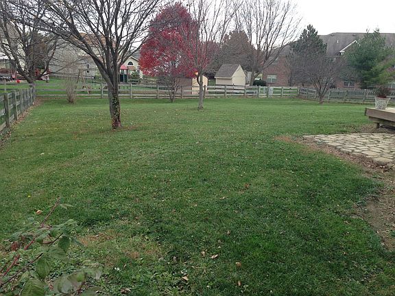 5th image of 474 Greenhill Dr