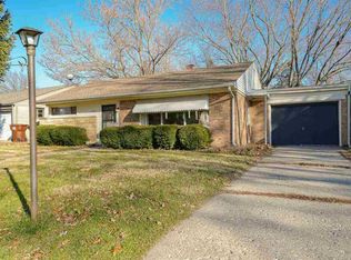 1415 Al Crest Rd, Rockford, IL 61107