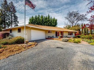 1022 Martin Ln, Sebastopol, CA 95472