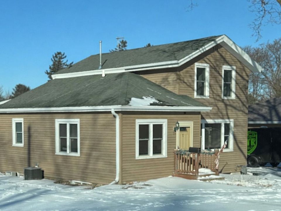 1st image of 214 Locust St