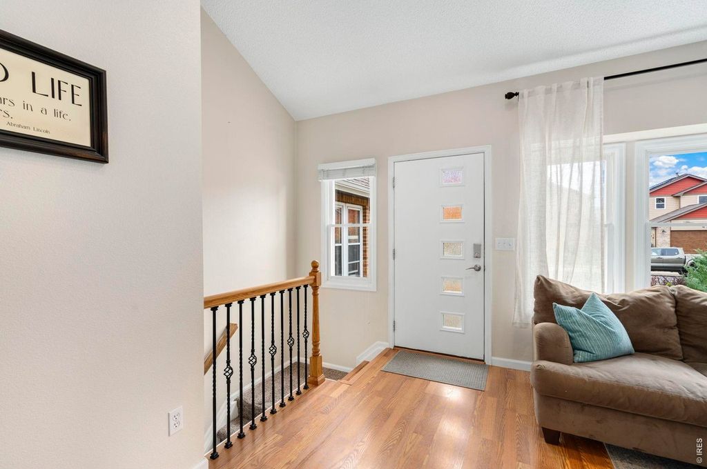 4136 Saddle Notch Dr