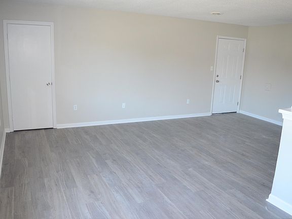 2nd image of 415 W 32nd St APT 2