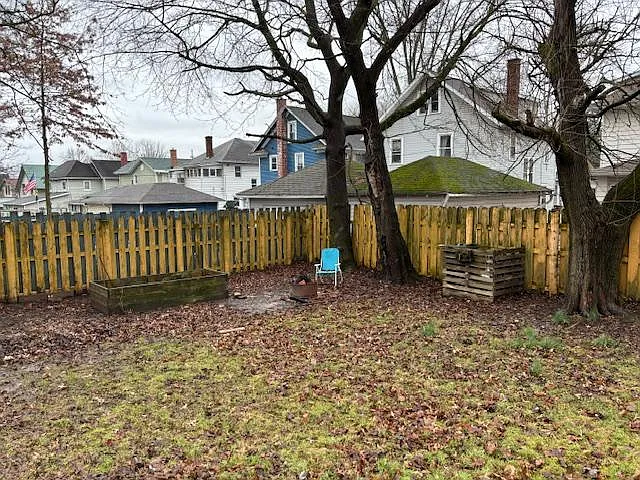 223 Spring St — Photo 15