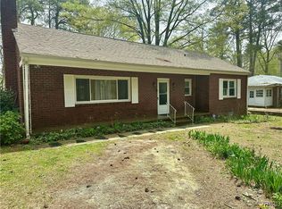 2919 W Park Dr, Petersburg, VA 23805
