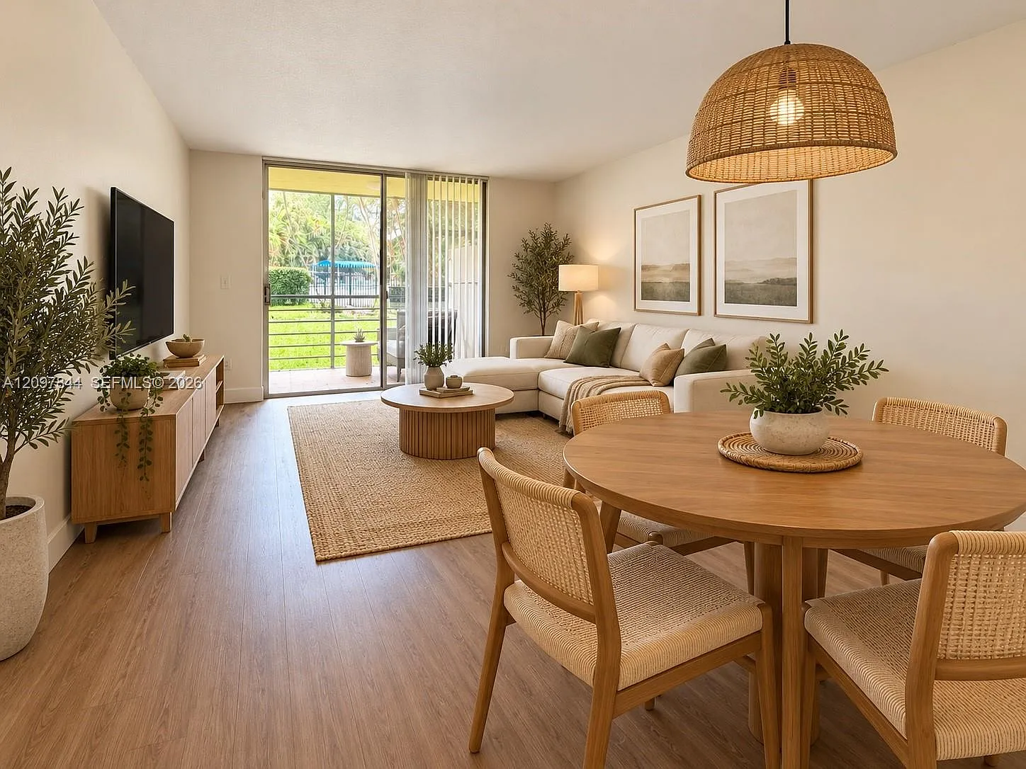 Foxcroft Apts Inc Condo — Photo 1