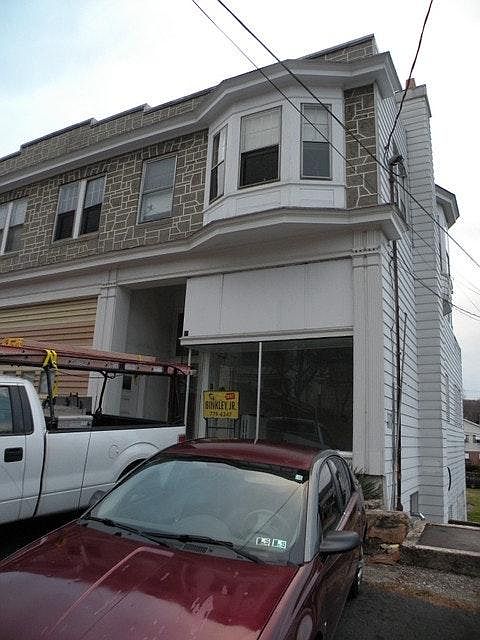 2435 Perkiomen Ave. Exterior