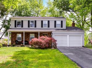 920 Old Farm Rd, Columbus, OH 43213