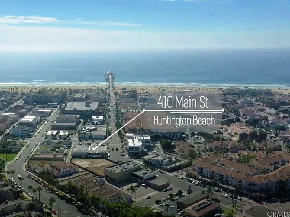 1st image of 402 Main St