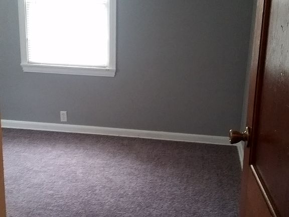 5th image of 1153 Patchen Ave SE