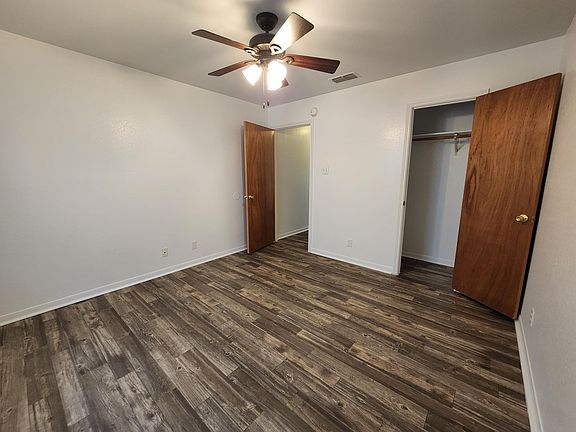 5th image of 1709 Windward Dr #B