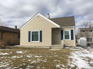 3541 S 33rd St, Greenfield, WI 53221