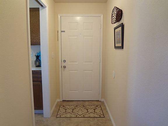 3rd image of 1111 W Fairwood Ct
