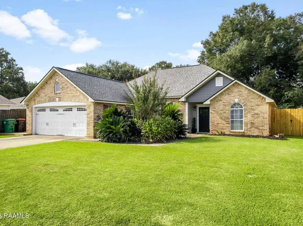 104 Shady Park Dr, Lafayette, LA 70508
