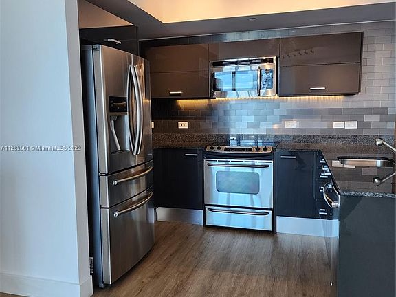 5th image of 350 S Miami Ave #Penthouse 1-05