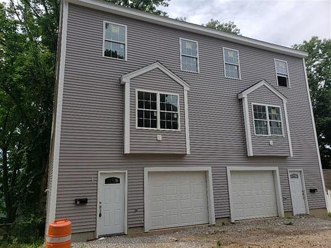 1st image of 7 Cypress St #7