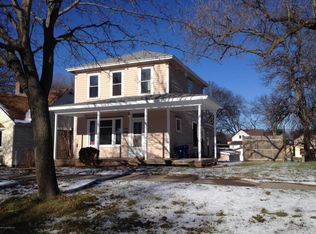 308 W Douglas Ave, Fergus Falls, MN 56537