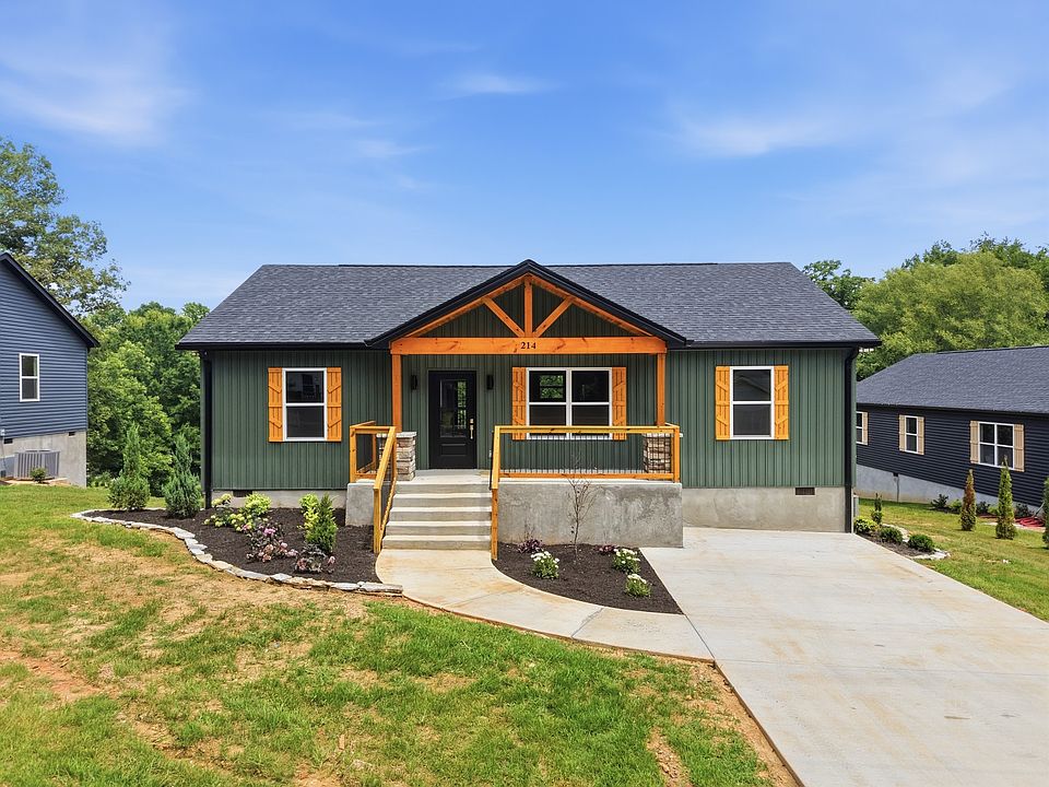 1st image of 214 Twin Oaks Rd