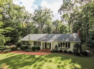 85 Katydid Ln, Stamford, CT 06903