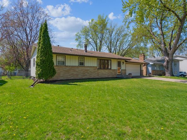 7801 45 1/2 Ave N, New Hope, MN 55428