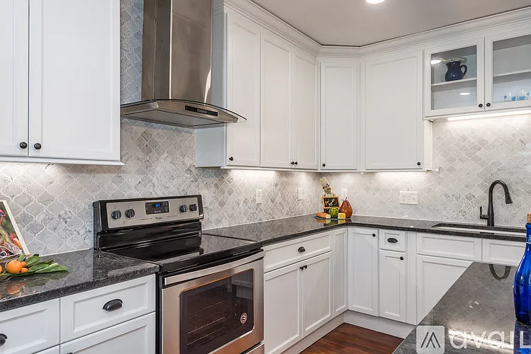 41 Green St — Photo 14