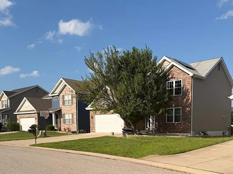 850 Saybrook Falls Dr — Photo 2