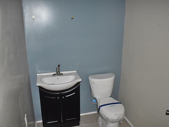 5th image of 1581 Meadow Lark Dr
