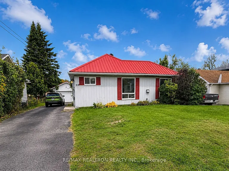 219 Southview Rd — Photo 1