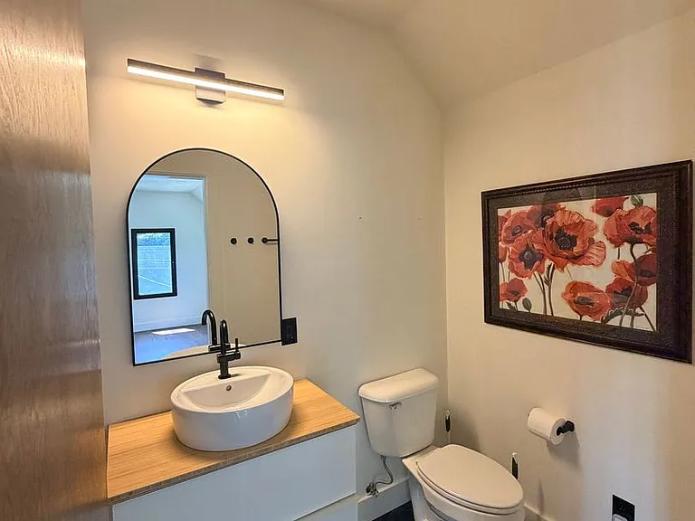 3535 Oswald St — Photo 14