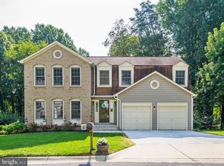 9836 Mainsail Dr, Gaithersburg, MD 20879