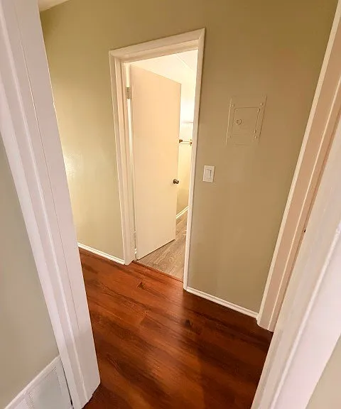 17620 Burbank Blvd #9 — Photo 8