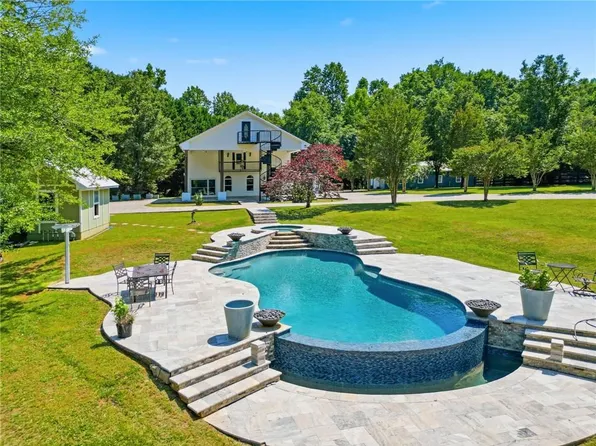 7832 A C Smith Rd, Cumming, GA 30028