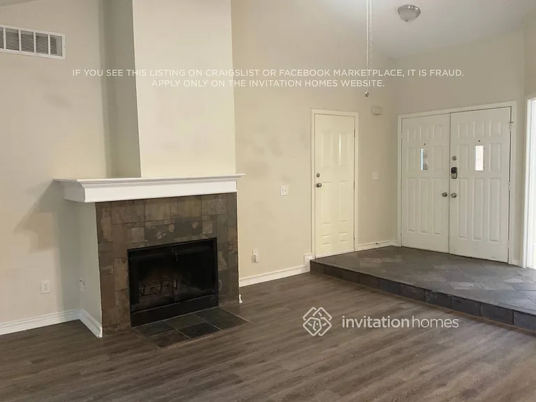3214 Cliffview Dr — Photo 3
