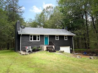 2140 Timber Lake Rd, Pocono Lake, PA 18347