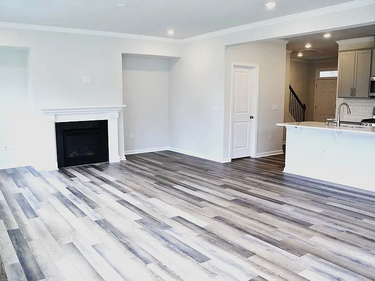 216 Hiking Hill Ln — Photo 11